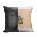 مخدة سحرية مع الحشوة لون اسود بتصميم غزال صغير