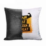 مخدة سحرية مع الحشوة لون اسود بتصميم كن قوي