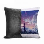 مخدة سحرية مع الحشوة لون اسود بتصميم لحظه اللقاء انمي أسمك