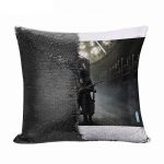 مخدة سحرية مع الحشوة لون اسود بتصميم ليدي ماريا بلود بورن