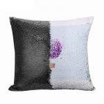 مخدة سحرية مع الحشوة لون اسود بتصميم منطاد بالورد