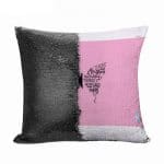 مخدة سحرية مع الحشوة لون اسود بتصميم نصف فراشة
