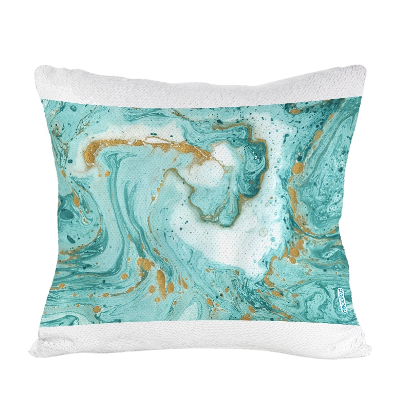 مخدة-سحرية-مع-الحشوة-لون-ذهبي-بتصميم-أزرق-ذهبي-1