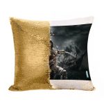 مخدة سحرية مع الحشوة لون ذهبي بتصميم أساسنز كريد