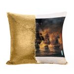 مخدة سحرية مع الحشوة لون ذهبي بتصميم أساسنز كريد بلاك فلاغ