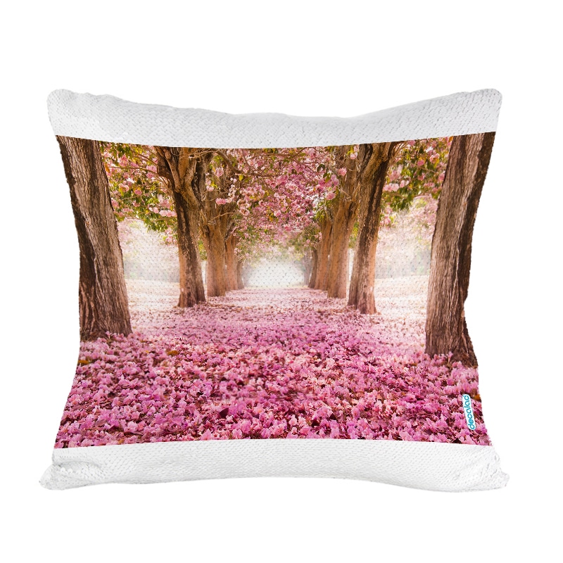 مخدة-سحرية-مع-الحشوة-لون-ذهبي-بتصميم-اشجار-الساكورا-1