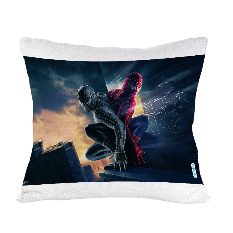 مخدة-سحرية-مع-الحشوة-لون-ذهبي-بتصميم-الشر-يسيطرعلى-سبايدر-مان-1