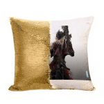مخدة سحرية مع الحشوة لون ذهبي بتصميم  بلود بورن
