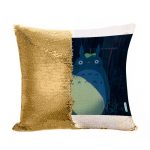 مخدة سحرية مع الحشوة لون ذهبي بتصميم جاري توتورو والطفله