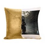 مخدة سحرية مع الحشوة لون ذهبي بتصميم ليدي ماريا بلود بورن