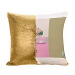 مخدة سحرية مع الحشوة لون ذهبي بتصميم ورد مميز