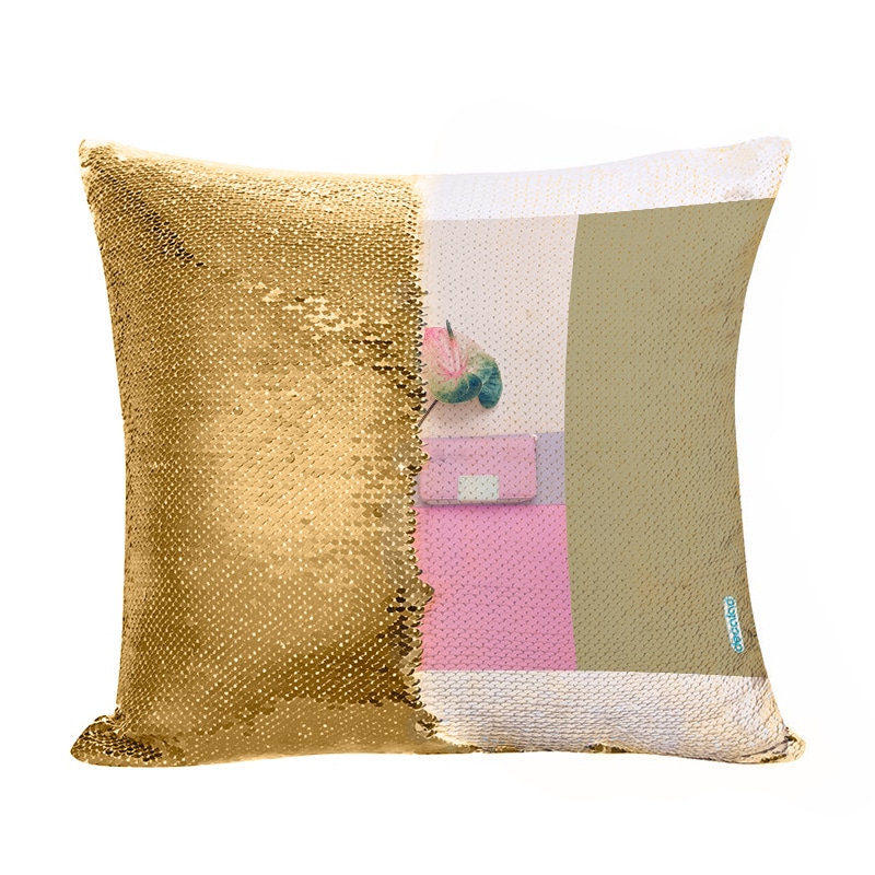 مخدة سحرية مع الحشوة لون ذهبي بتصميم ورد مميز مخدة سحرية مع الحشوة لون ذهبي بتصميم ورد مميز