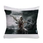 مخدة مع الحشوة بتصميم أساسنز كريد