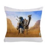 مخدة مع الحشوة بتصميم أساسنز كريد حورس