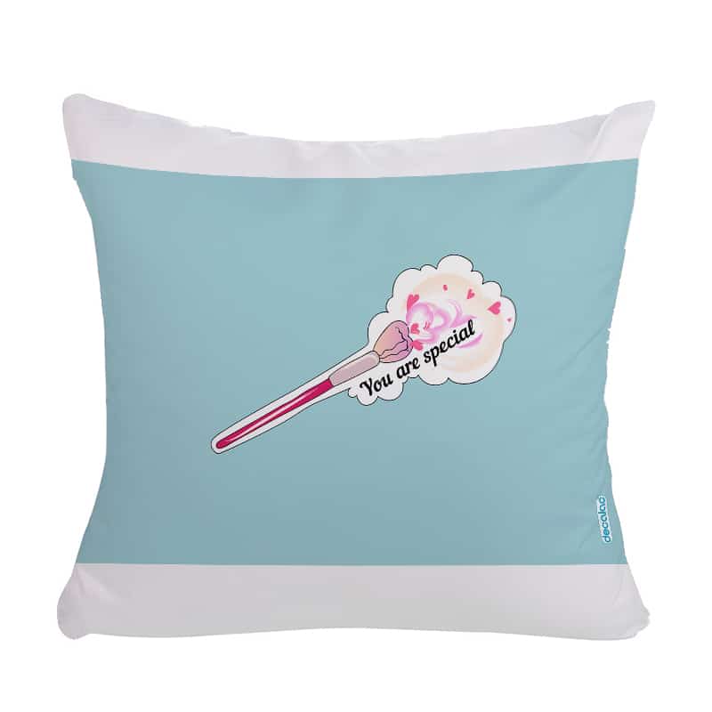 مخدة مع الحشوة بتصميم أنت مميز مخدة مع الحشوة بتصميم أنت مميز