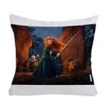 مخدة مع الحشوة بتصميم الاميره ميريدا تنقذ امها