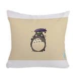 مخدة مع الحشوة بتصميم توتورو