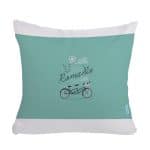 مخدة مع الحشوة بتصميم دراجه هوائيه