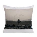 مخدة مع الحشوة بتصميم رحلة مع الجسر الطفل ديث ستراندنغ