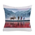 مخدة مع الحشوة بتصميم رحله الاصدقاء