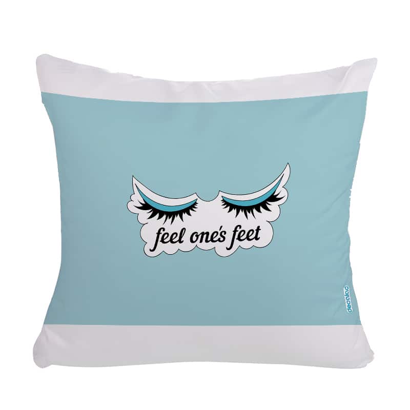 مخدة مع الحشوة بتصميم رموش مخدة مع الحشوة بتصميم رموش