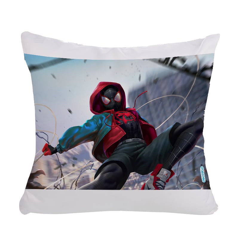 مخدة مع الحشوة بتصميم سبايدر مان الصغير مخدة مع الحشوة بتصميم سبايدر مان الصغير