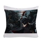 مخدة مع الحشوة بتصميم  قتال الوحوش بلود بورن