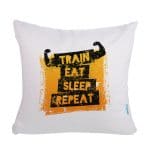 مخدة مع الحشوة بتصميم كن قوي