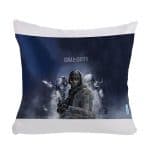 مخدة مع الحشوة بتصميم كول أوف ديوتي تعاون جماعي