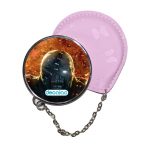 مرآة جيب جلد  دائرية  بتصميم النمسيس ريزدنت ايفل 3