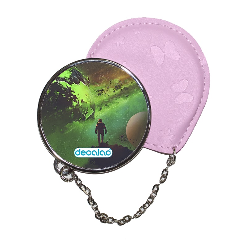 مرآة جيب جلد دائرية بتصميم رحله الى الفضاء مرآة جيب جلد دائرية بتصميم رحله الى الفضاء