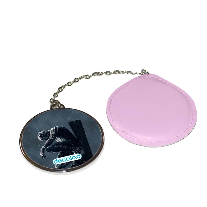 مرآة-جيب-جلد-دائرية-بتصميم-سبايدر-مان-الاسود-1