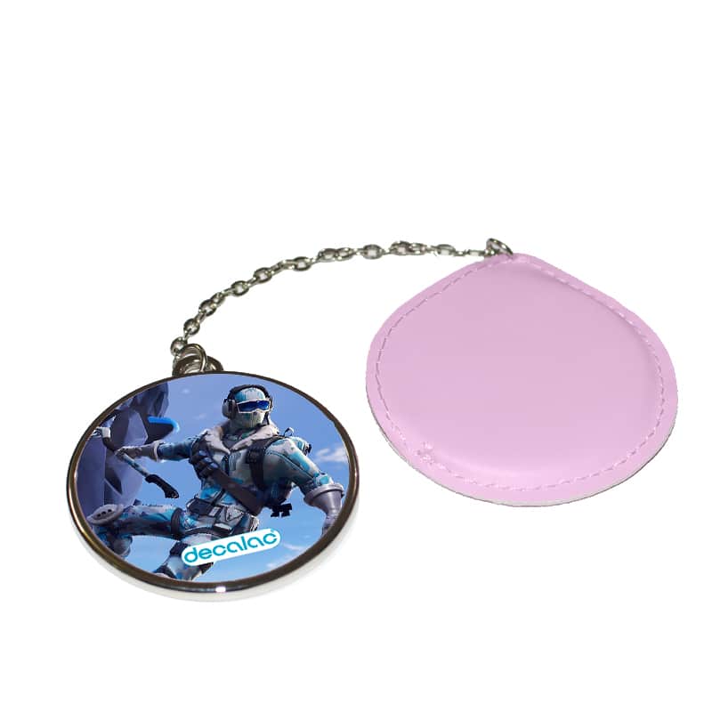 مرآة-جيب-جلد-دائرية-بتصميم-فورت-نايت-تسلق-جبل-جليدي-1