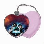 مرآة جيب جلد قلب بتصميم كريس وكلير ريدفيلد 2