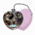 مرآة جيب جلد قلب بتصميم كونغ فو باندا