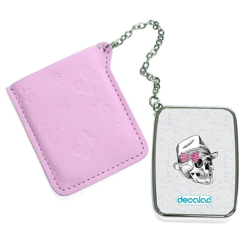 مرآة جيب جلد مستطيلة بتصميم جمجمه بقبعه مرآة جيب جلد مستطيلة بتصميم جمجمه بقبعه