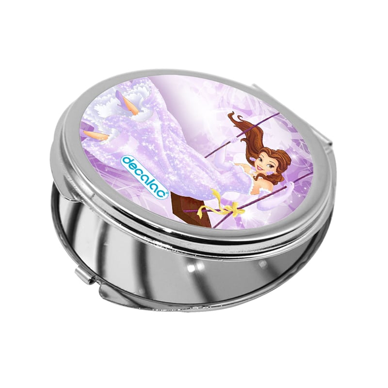 مرآة جيب صغيرة دائرية بتصميم الاميرة بيلا بفستان لامع مرآة جيب صغيرة دائرية بتصميم الاميرة بيلا بفستان لامع