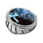 مرآة جيب صغيرة دائرية بتصميم الاميرة مونونوكي مع ذئب