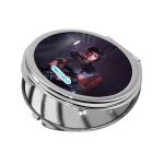 مرآة جيب صغيرة دائرية بتصميم الشرطيه جيل فالنتاين  رزدنت ايفل 3