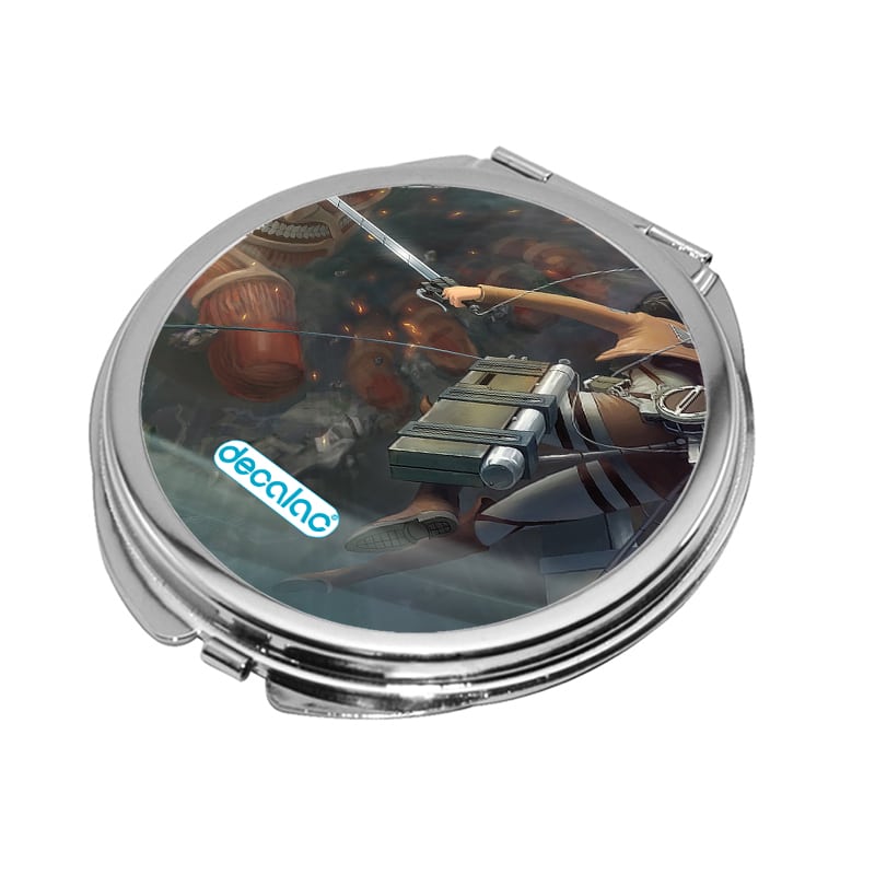 مرآة-جيب-صغيرة-دائرية-بتصميم-قتال-مع-العملاق-الضخم-هجوم-العمالقة-1