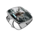 مرآة جيب صغيرة مربعة بتصميم أساسنز كريد