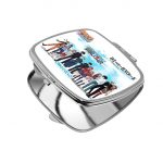 مرآة جيب صغيرة مربعة بتصميم تشابك الأيدي كل الانميات