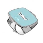 مرآة جيب صغيرة مربعة بتصميم رموش