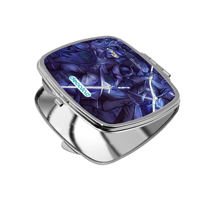 مرآة جيب صغيرة مربعة بتصميم سيدة ماريا من برج الساعة النجمي مرآة جيب صغيرة مربعة بتصميم سيدة ماريا من برج الساعة النجمي