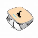 مرآة جيب صغيرة مربعة بتصميم قط اسود