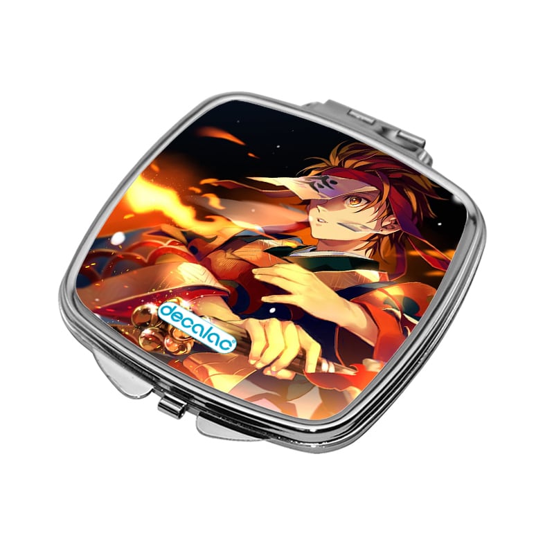 مرآة-جيب-صغيرة-مربعة-بتصميم-قوة-كامادو-تانجيرو-1