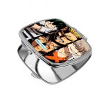 مرآة جيب صغيرة مربعة بتصميم ميدوريا وباكوغو واوول مايت