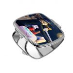 مرآة جيب صغيرة مربعة بتصميم وداع إيس ون بيس