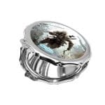 مرآة جيب صغيرة مزخرفة بتصميم أساسنز كريد وسط الحرب