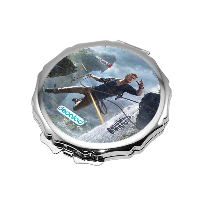 مرآة-جيب-صغيرة-مزخرفة-بتصميم-أنشارتد-4-نيثن-دريك-1